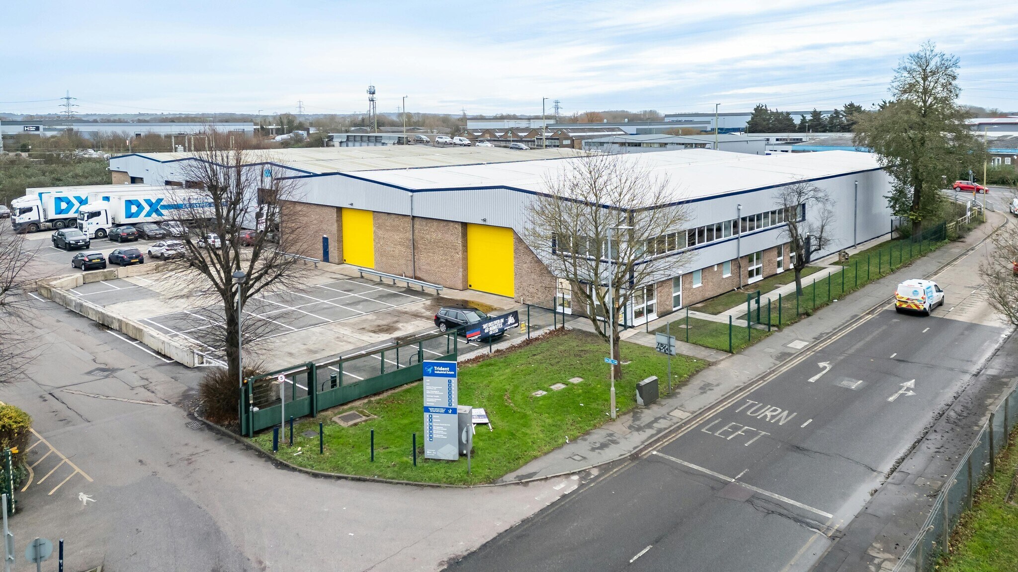 Rye Park Industrial Estate, Hoddesdon à louer Photo du bâtiment- Image 1 de 10