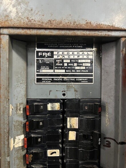 76 Apollo St, Brooklyn, NY à louer - Photo intérieure - Image 3 de 3