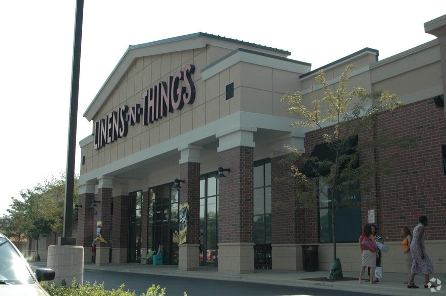 7217-7249 Lake St, River Forest, IL for lease - Other - Image 2 of 9