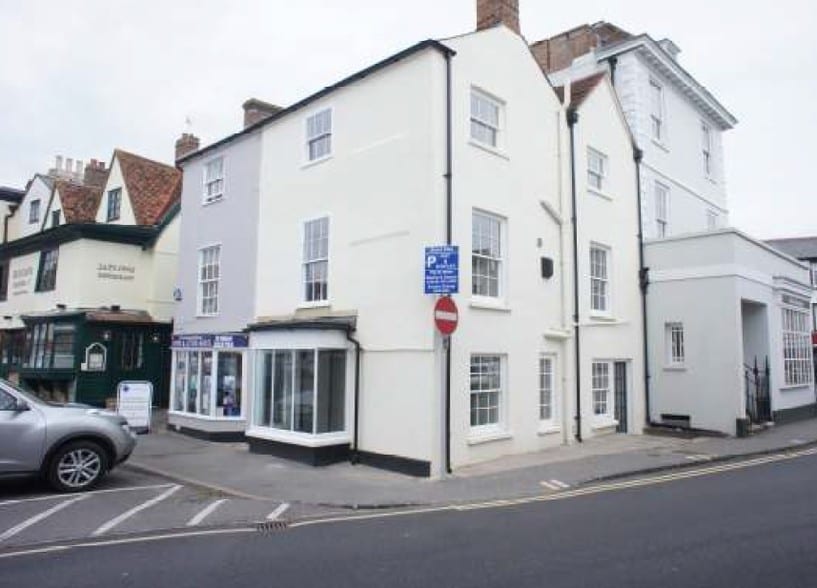 49 Market Sq, Bicester for lease - Primary Photo - Image 1 of 18