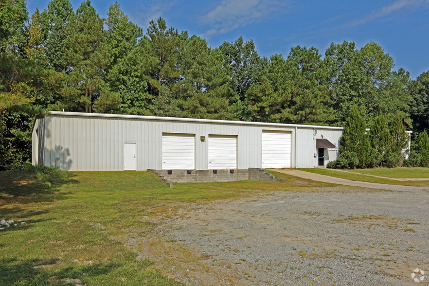 39 English Rd, Rocky Mount, NC for lease - Building Photo - Image 3 of 4