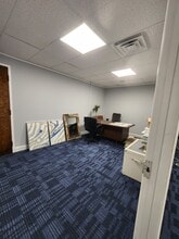 4 Carriage Ln, Charleston, SC for lease Interior Photo- Image 2 of 2