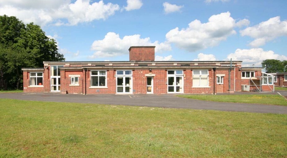 Den Hl, West Dean à louer - Photo du bâtiment - Image 2 de 2