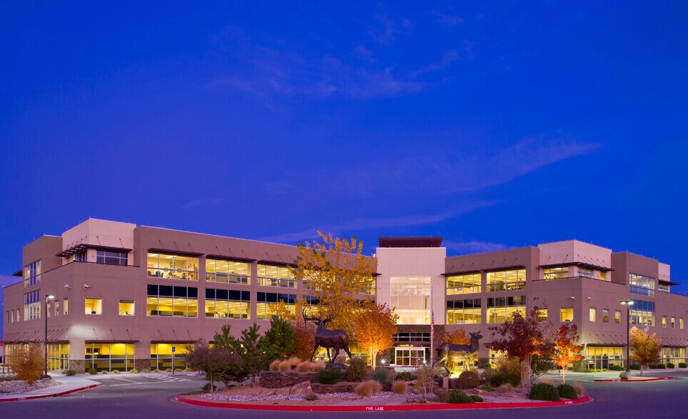 3900 Masthead St NE, Albuquerque, NM à louer - Photo du bâtiment - Image 3 de 4