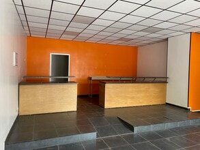 20 Rue De La Liberté, Moissy-Cramayel, Moissy-Cramayel for lease Interior Photo- Image 2 of 4