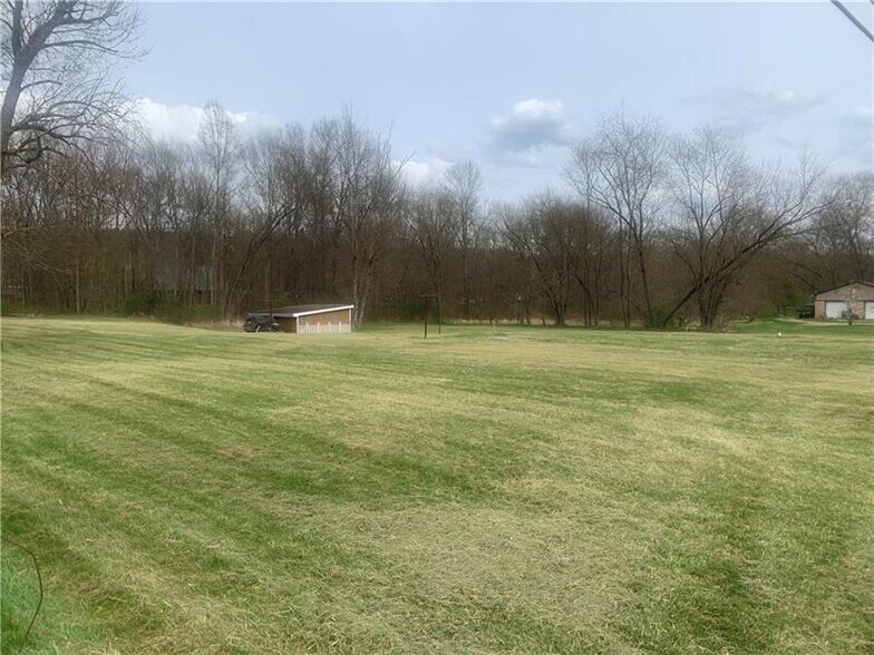 3661 New Castle Rd, West Middlesex, PA à vendre - Photo du bâtiment - Image 2 de 3