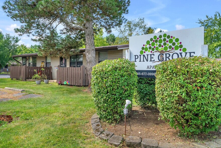 3033 S P St, Elwood, IN à vendre - Photo principale - Image 1 de 30