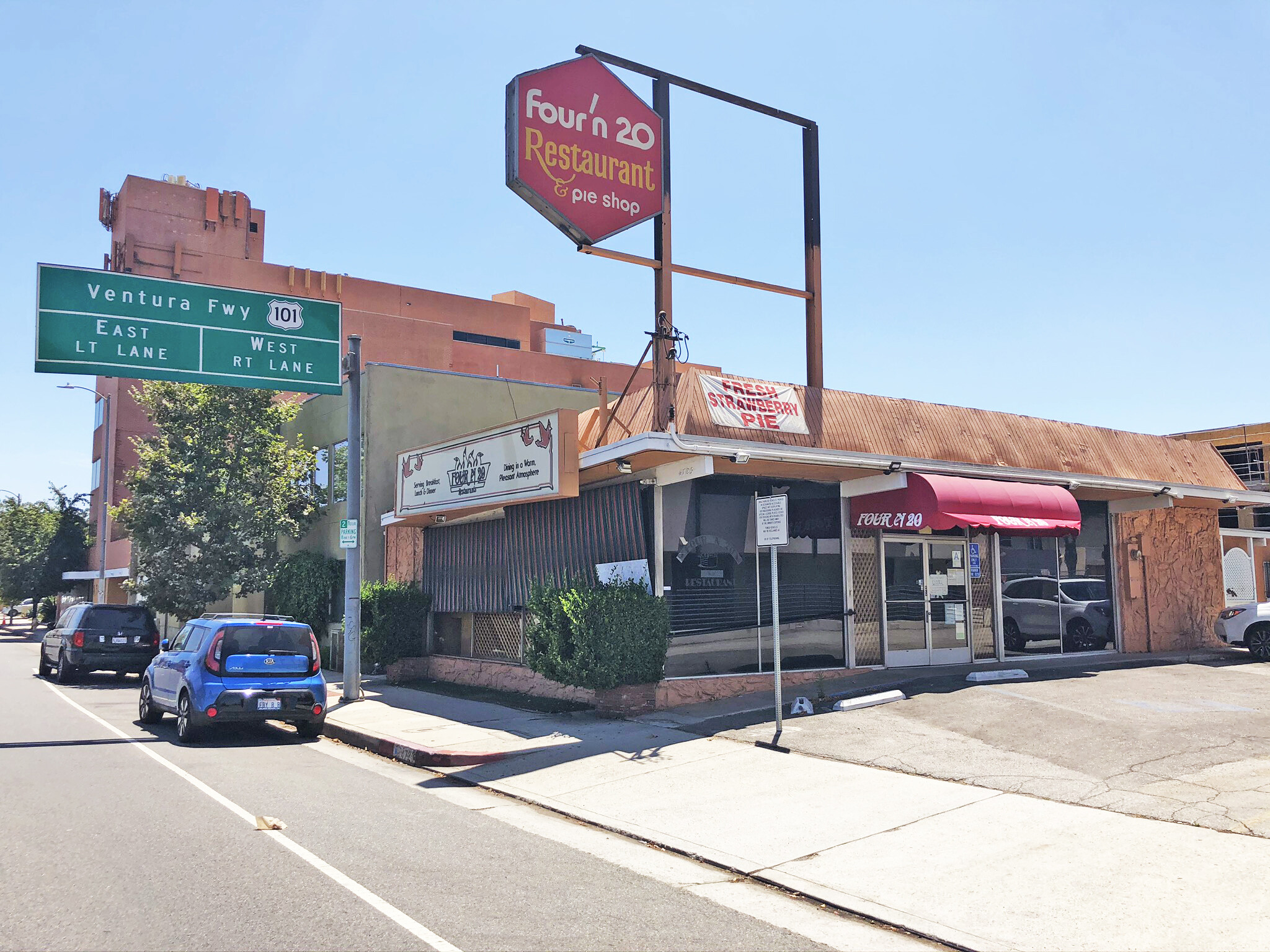 4723 Laurel Canyon Blvd, North Hollywood, CA for sale Building Photo- Image 1 of 1