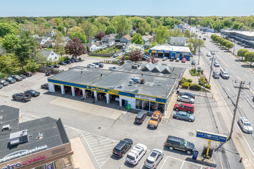 1590 Warwick Ave, Warwick, RI for sale - Aerial - Image 2 of 3