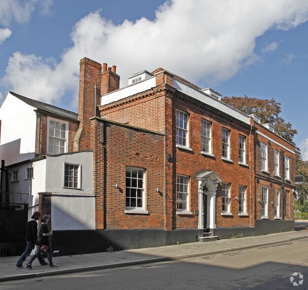 1 Culver Street East, Colchester à vendre - Photo du bâtiment - Image 2 de 6