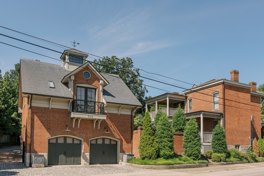 300 Madison Pl, Lexington, KY for sale - Building Photo - Image 3 of 31