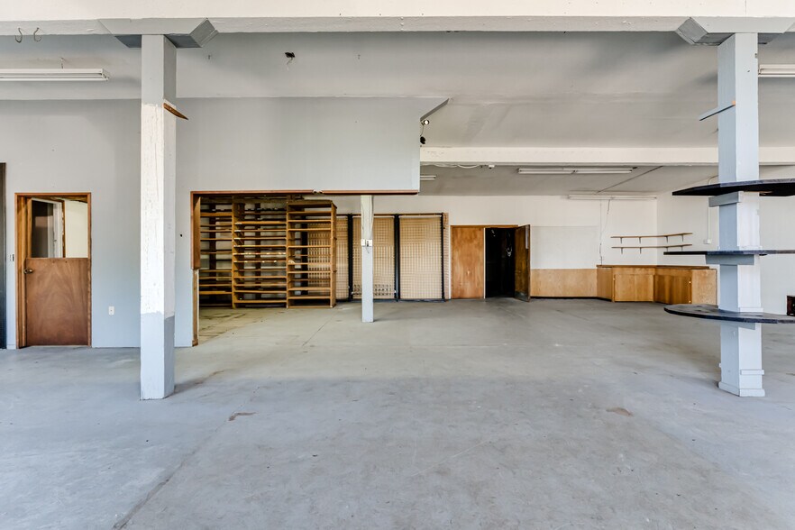 600 Or-99 Hwy, Eugene, OR à vendre - Photo intérieure - Image 3 de 12