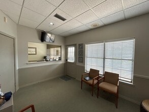 2400 W Michigan Ave, Pensacola, FL for lease Building Photo- Image 2 of 5