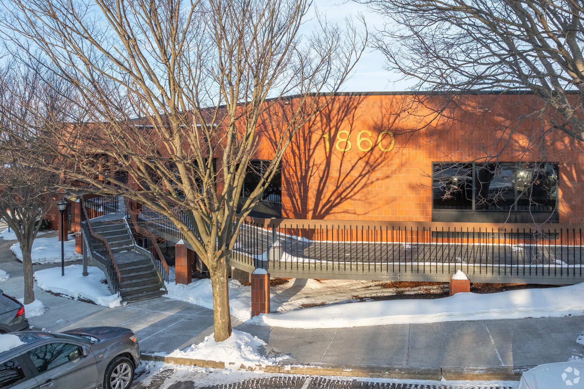 1860 Charter Ln, Lancaster, PA for lease Primary Photo- Image 1 of 6