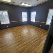 3660 Canton Hwy, Marietta, GA for lease Interior Photo- Image 1 of 2