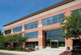 45240 Business Ct, Sterling, VA à louer Photo du bâtiment- Image 1 de 4