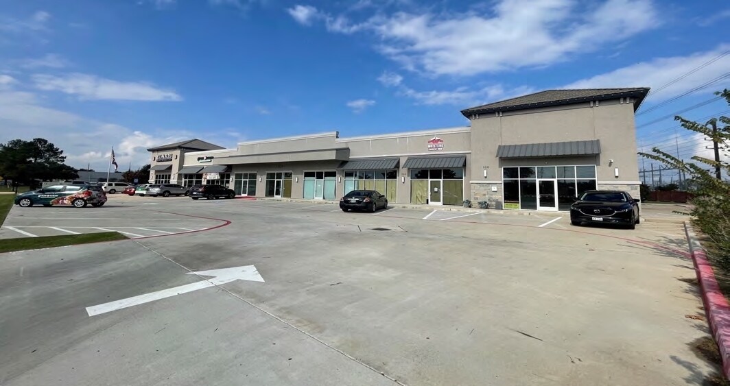 12262 Queenston Blvd, Houston, TX for lease Building Photo- Image 1 of 9