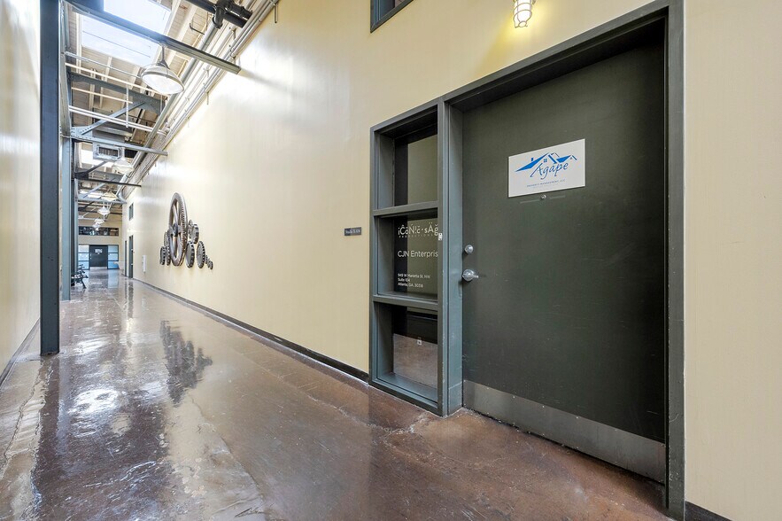 949 W Marietta St NW, Atlanta, GA à vendre - Photo du bâtiment - Image 3 de 33