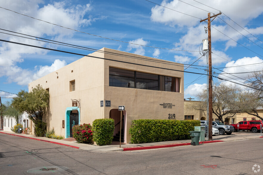 215 N Court Ave, Tucson, AZ à vendre - Photo du bâtiment - Image 1 de 1