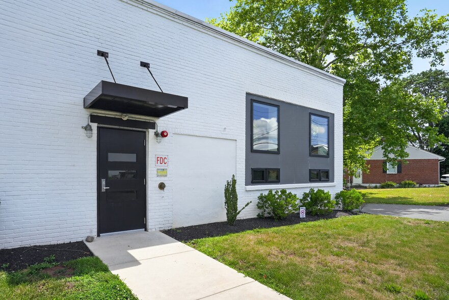 300 Penn St, Pennsburg, PA for sale - Building Photo - Image 3 of 9