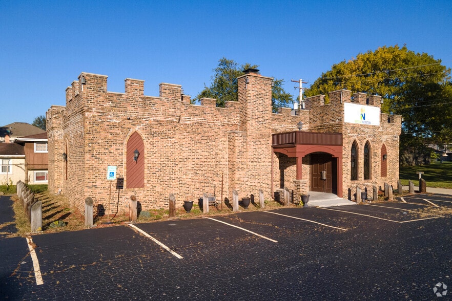 8350 S 88th Ave, Justice, IL à vendre - Photo principale - Image 1 de 9