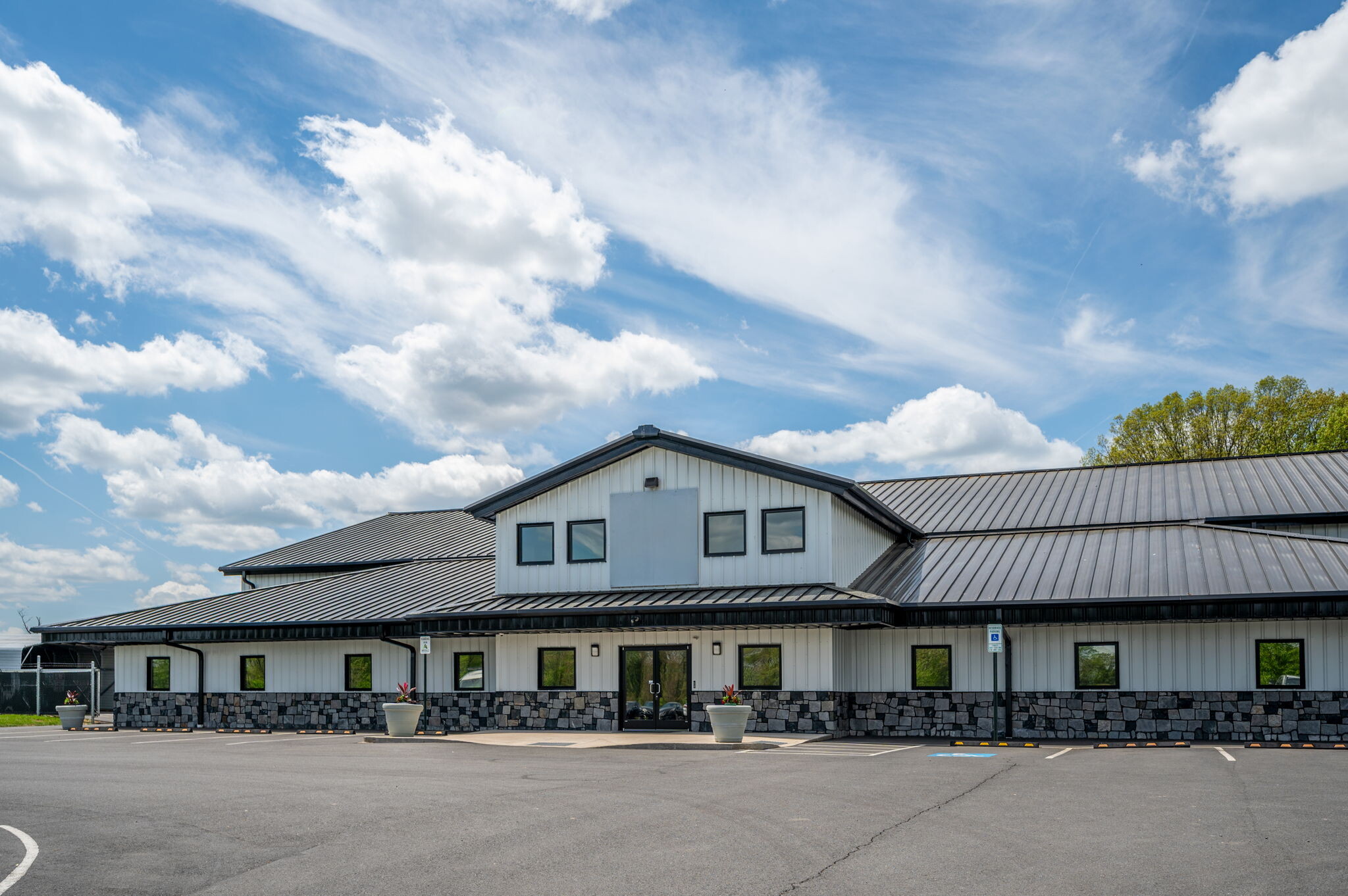 16150 Dalro Rd, Culpeper, VA for lease Primary Photo- Image 1 of 13