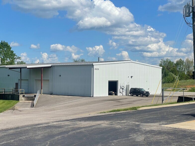 1113 Alex Dr, Elizabethtown, KY for lease - Building Photo - Image 1 of 11