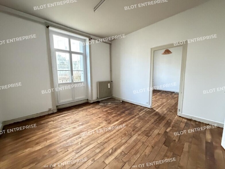 Bureau dans Rennes à vendre - Photo intérieure - Image 1 de 5