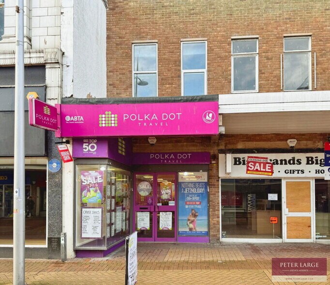 42-46 High St, Rhyl à vendre - Photo du bâtiment - Image 2 de 2