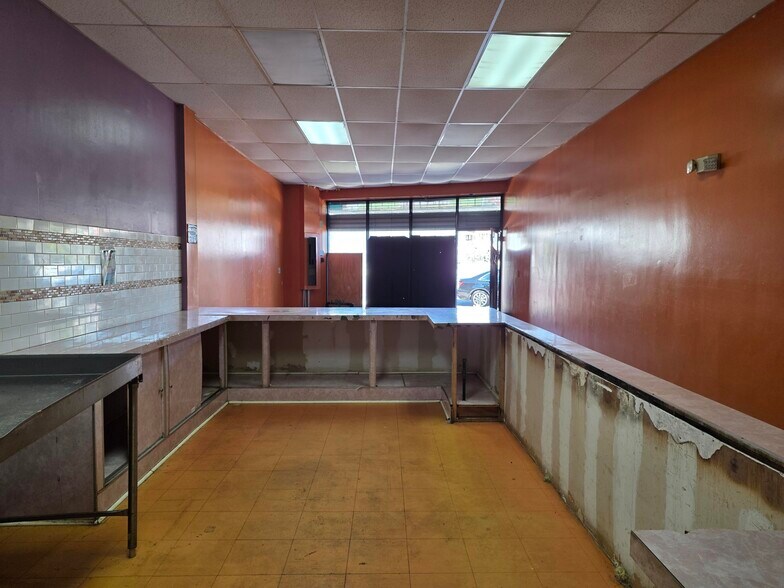 1226-1246 E Gun Hill Rd, Bronx, NY à louer - Photo du bâtiment - Image 3 de 6