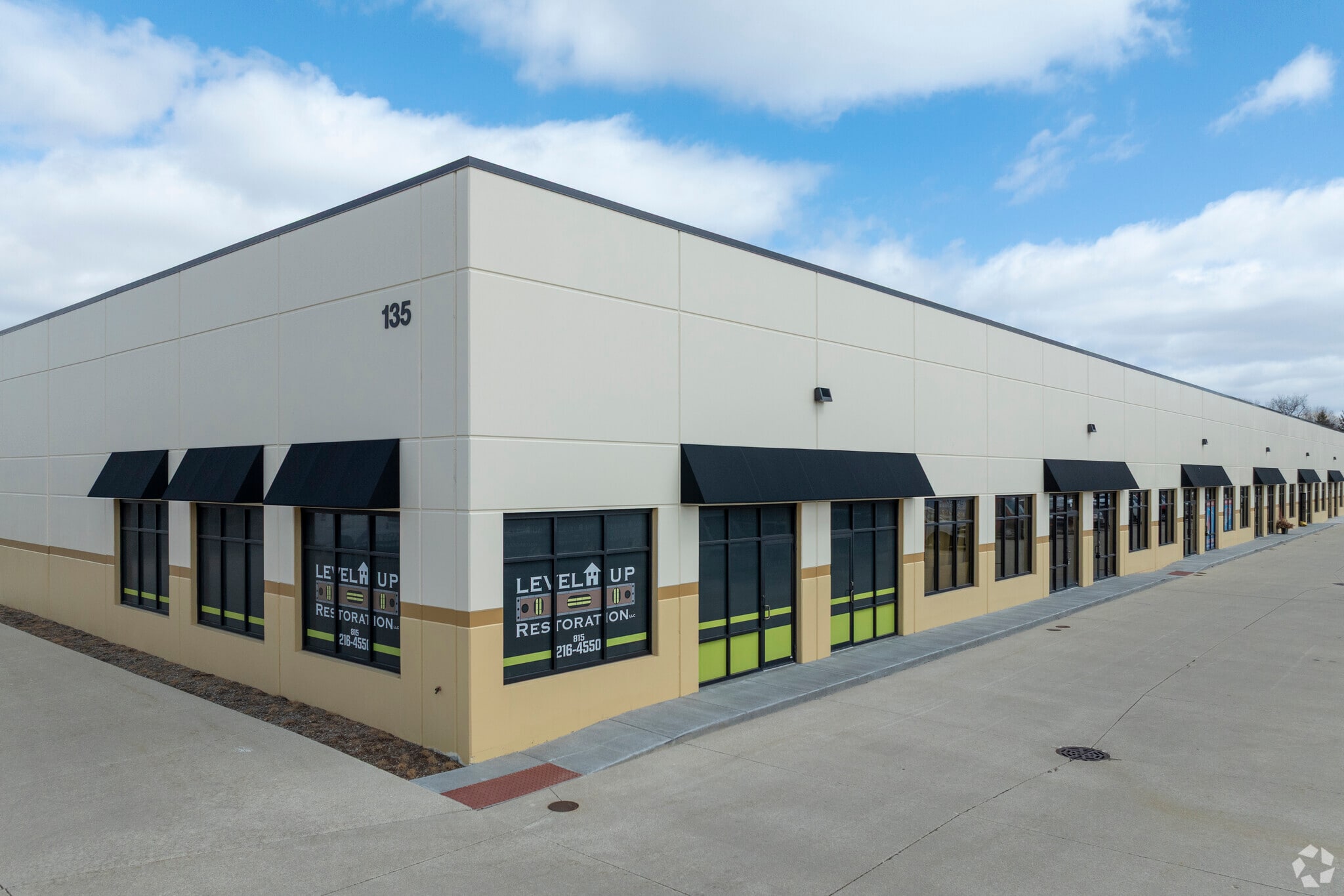 135 Erick St, Crystal Lake, IL for lease Building Photo- Image 1 of 9