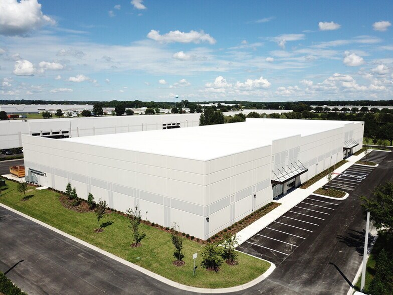 17742 NW 115th Ave, Alachua, FL à louer - Photo du bâtiment - Image 2 de 13