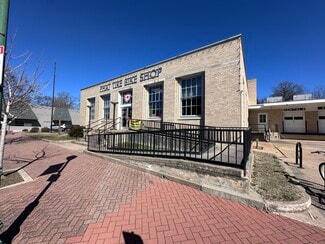 More details for 101 Broadway St S, Siloam Springs, AR - Office for Sale
