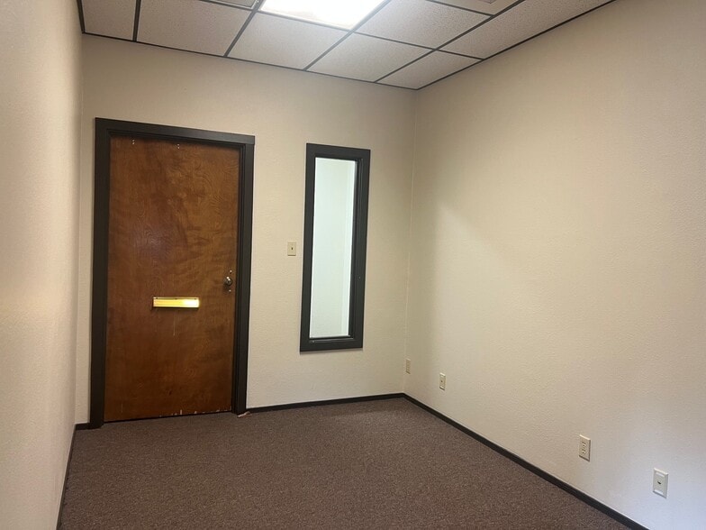 2140 Jefferson St, Napa, CA for lease - Interior Photo - Image 3 of 9