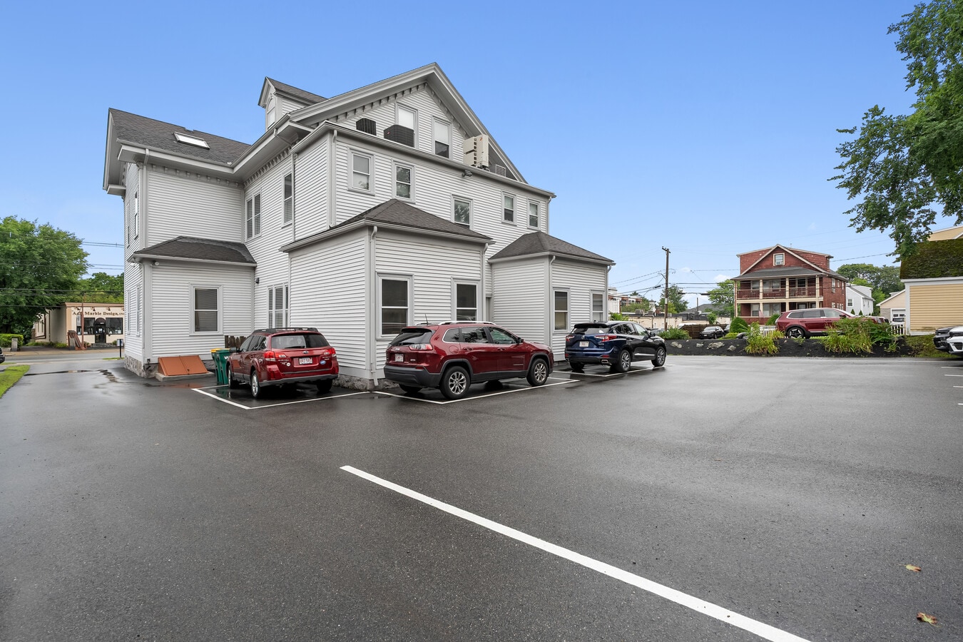 1074 Massachusetts Ave, Arlington, MA 02476 - Unit 1074 - - Interior Photo - Image 2 of 29