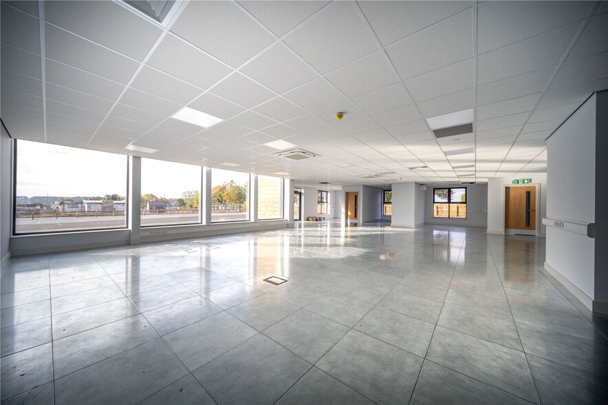 Meadowfield Av, Spennymoor for lease - Interior Photo - Image 3 of 4