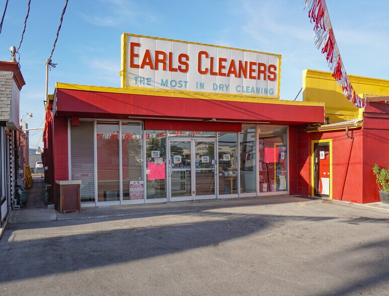 806 Lockhill Selma Rd, San Antonio, TX à vendre - Photo du bâtiment - Image 2 de 8