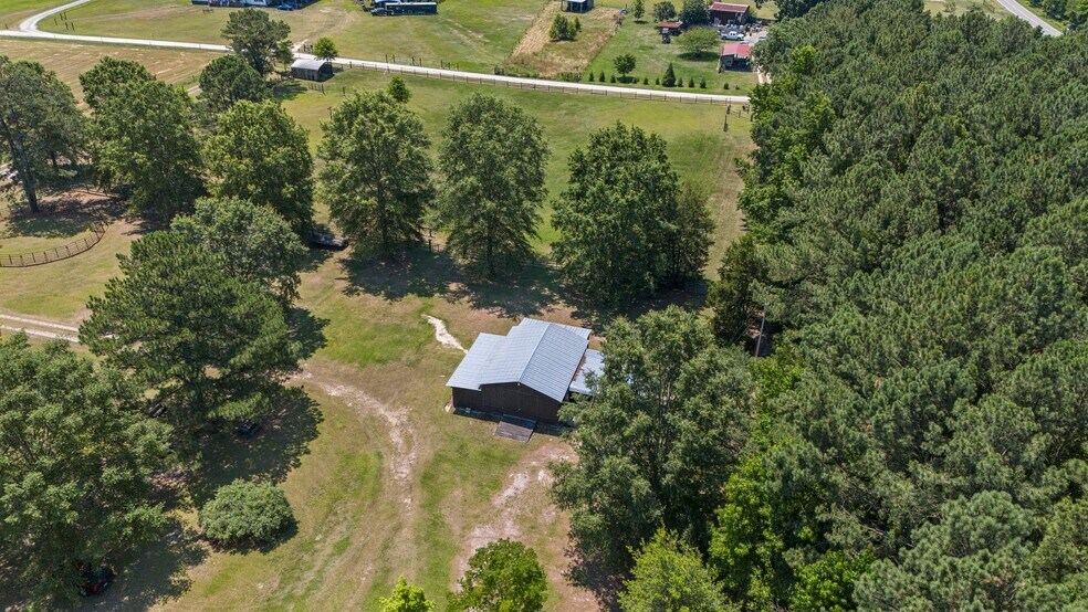 131 Amelia Ln, Holly Springs, NC à vendre - Photo du bâtiment - Image 3 de 25