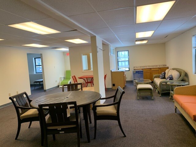 372 Dorset St, South Burlington, VT à louer - Photo intérieure - Image 2 de 6