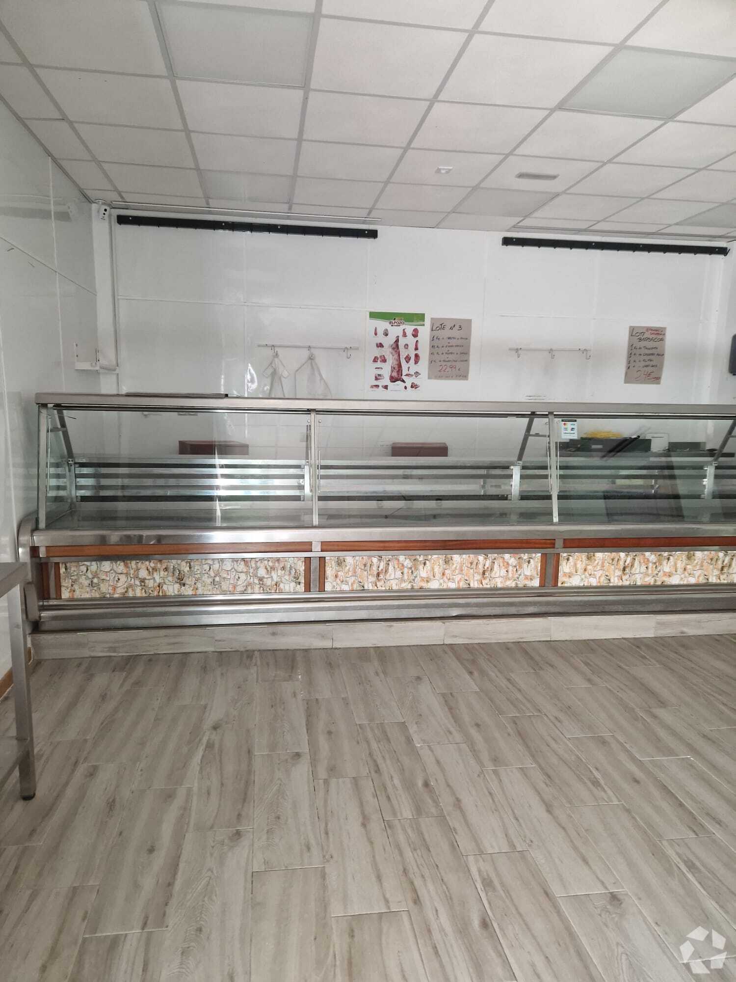 Avenida de Ramón y Cajal, 8, Añover de Tajo, Toledo for lease Interior Photo- Image 1 of 9