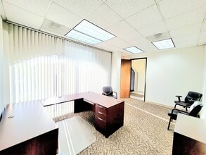 2999 Westminster Ave, Seal Beach, CA for lease Interior Photo- Image 1 of 2