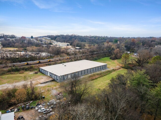 Plus de détails pour 1080 S Beckett St, Columbia, TN - Industriel à vendre