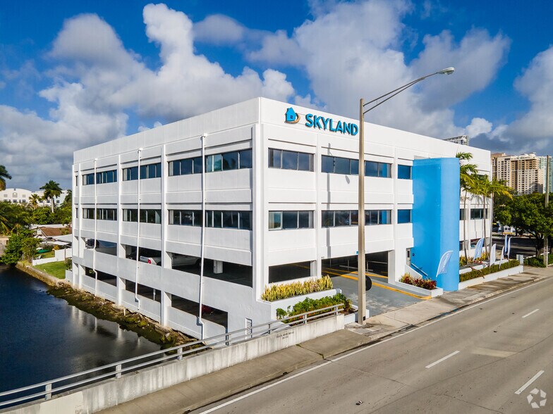 955 S Federal Hwy, Fort Lauderdale, FL à vendre - Photo du bâtiment - Image 3 de 24