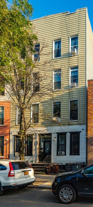 Plus de détails pour 108 Calyer St, Brooklyn, NY - Multi-résidentiel à vendre