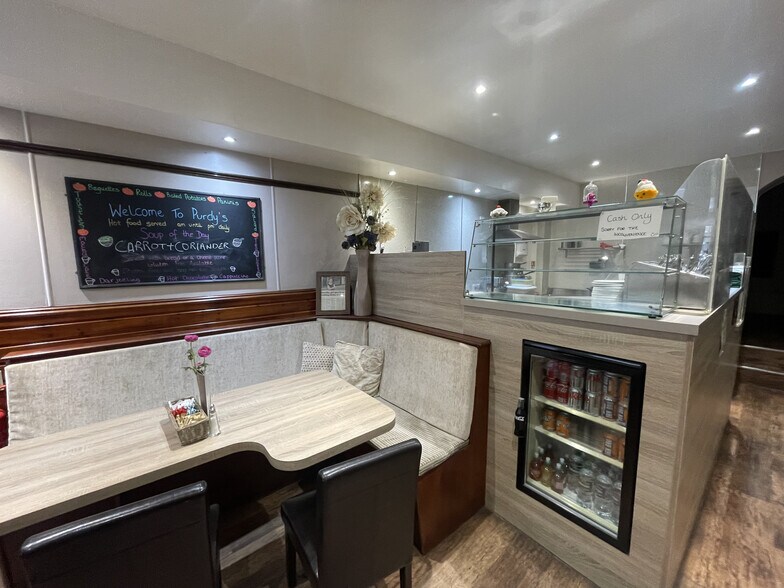 88 Castle St, Forfar à vendre - Photo du bâtiment - Image 3 de 11