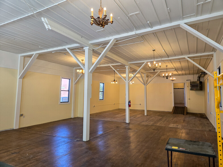 263 S Main St, Willits, CA for lease - Building Photo - Image 3 of 34