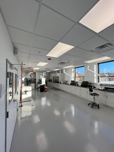 41 Fremont St, Worcester, MA for lease - Interior Photo - Image 2 of 2