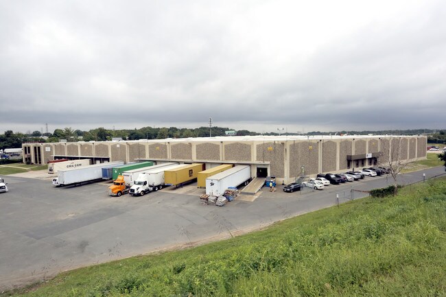 More details for 96-100 Executive Ave, Edison, NJ - Industrial for Lease