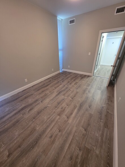 4100-4158 5th Ave N, Saint Petersburg, FL à louer - Photo intérieure - Image 3 de 11