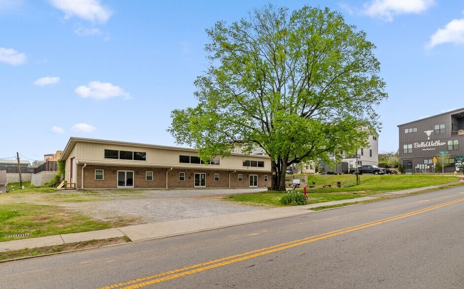 510 W Manning St, Chattanooga, TN à vendre - Photo du bâtiment - Image 2 de 33